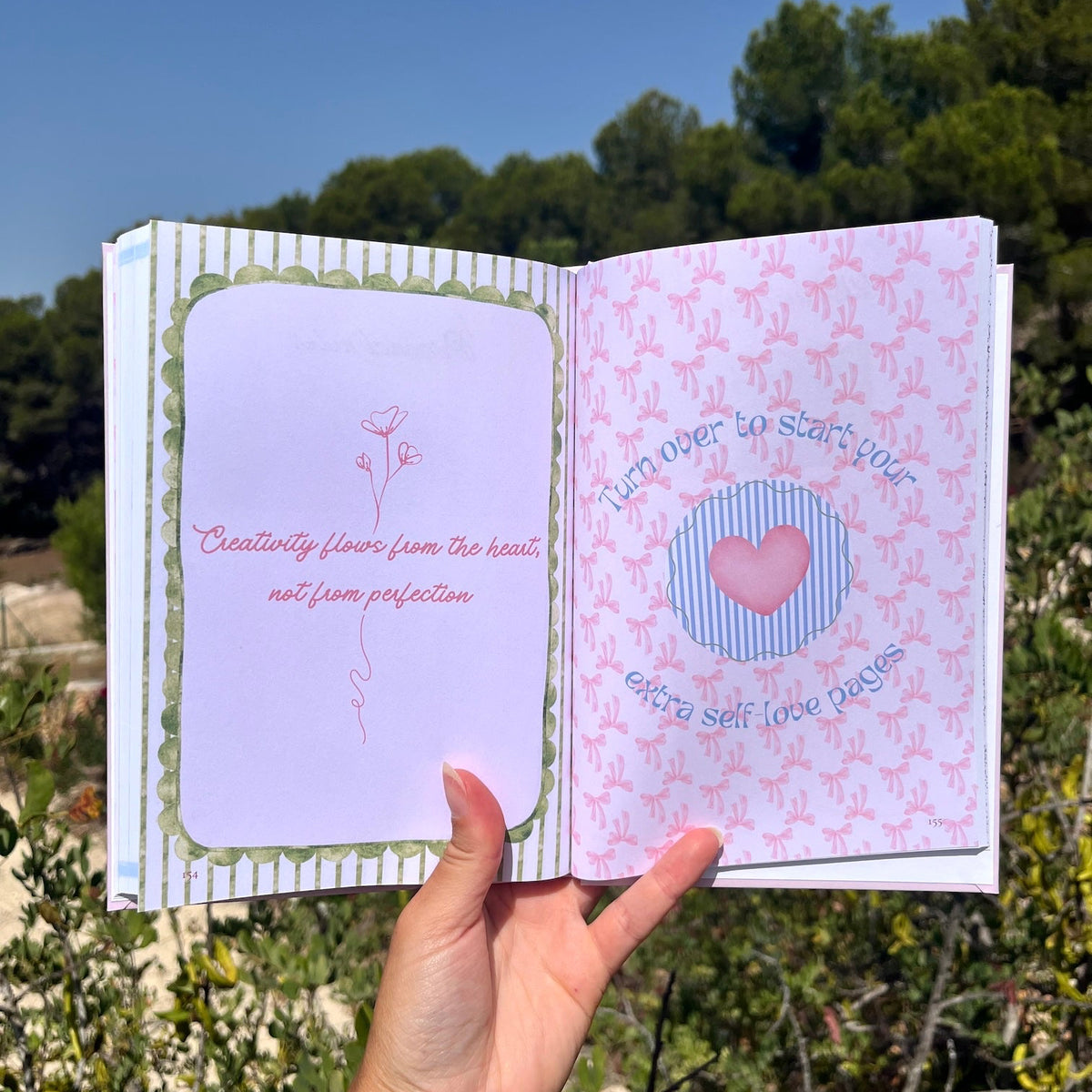 Binnenkant van de My Self-Love Journal, het begin van de creatieve pagina's