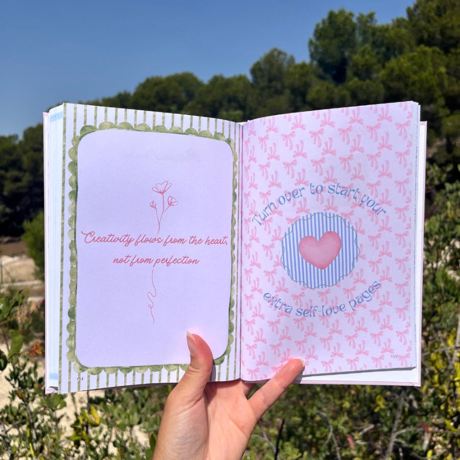 Star van de extra pagina's in de journal met reflecties, journal vragen en creatieve opdrachten